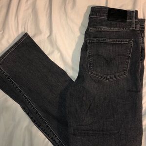 724 Levi’s black skinny jeans !